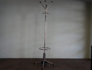 Bauhaus Garderobenständer
